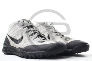 FLYKNIT TRAINER CHUKKA FSB - CHARCOAL - IMG_0153_851c3a2f-876c-4987-a064-17979c992897