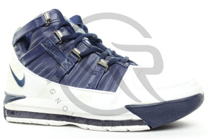 AIR LEBRON 3 (GS) - NAVY - IMG_0480_0b602bb7-e1a9-41b8-84e8-831dff3346ec