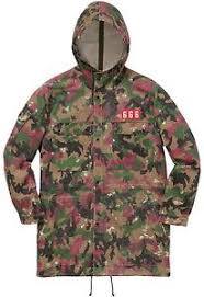 SUPREME - FIELD PARKA - Unknown-1_83dc2e40-f569-4aa8-986b-86663b6d6dba